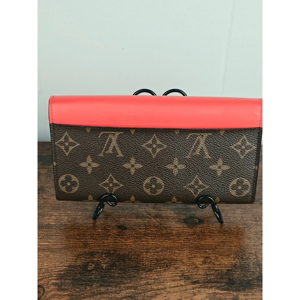 Louis Vuitton Monogram Totem Sarah Wallet Flamingo Limited Ed.